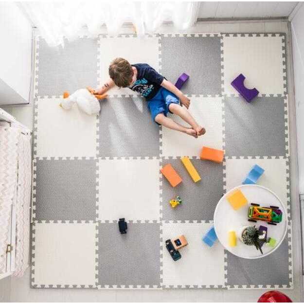 Didelis putplasčio kilimėlis, dėlionė Ricokids 60x60cm 4 vnt. baltos ir pilkos spalvos