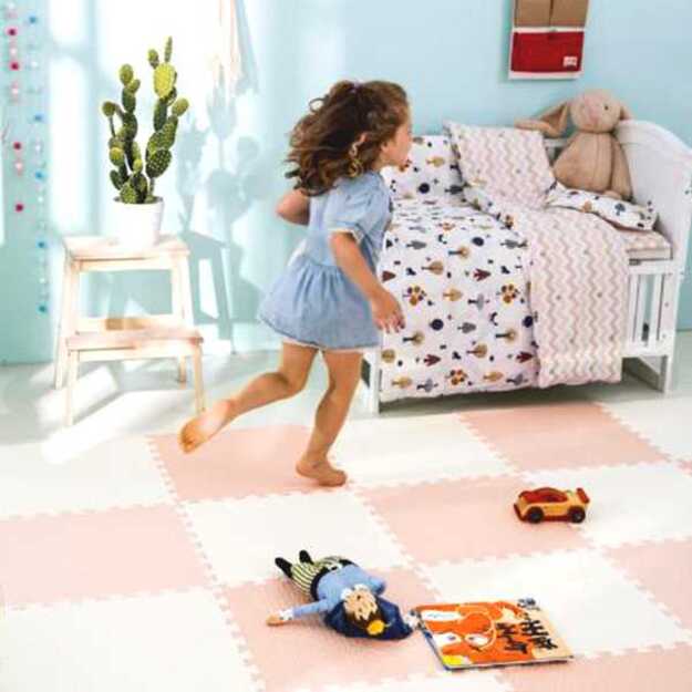Didelis putplasčio kilimėlis, dėlionė Ricokids 60x60cm 4 vnt. persikų ir baltos spalvos