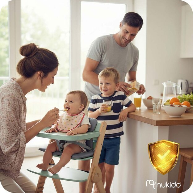 NUKIDO Medinė sulankstoma maitinimo kėdutė su reguliuojamais dirželiais 4