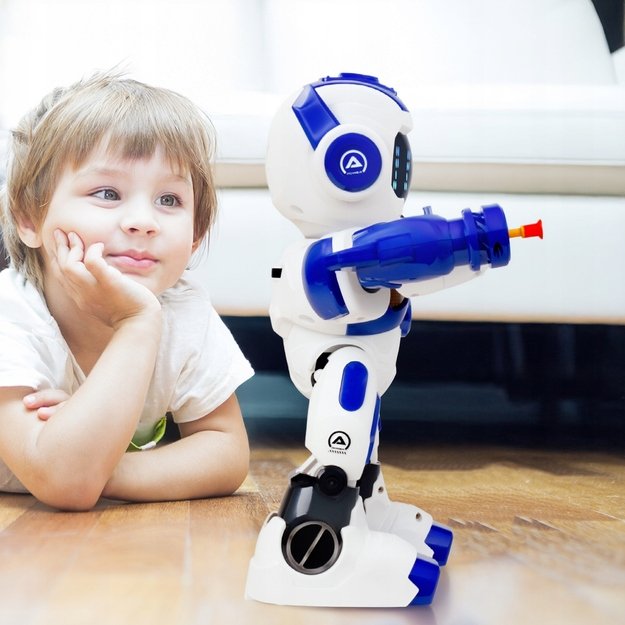 Nuotoliniu būdu valdomas išmanusis robotas su šaudymo ir programavimo funkcija 1
