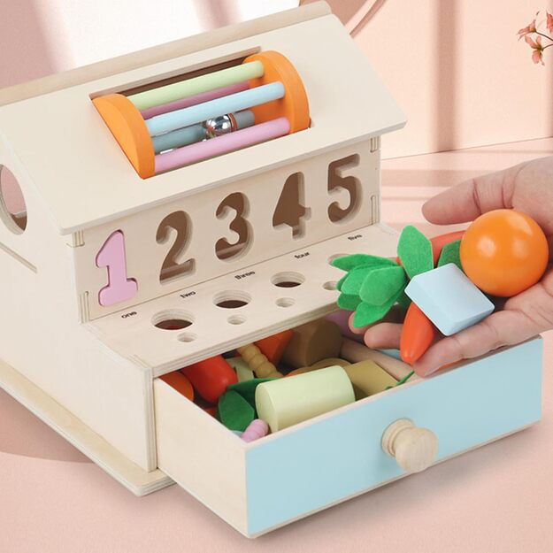 Lavinamoji medinė dėlionė, veiklos centras su stalčiumi Daugiafunkcis namelis 6